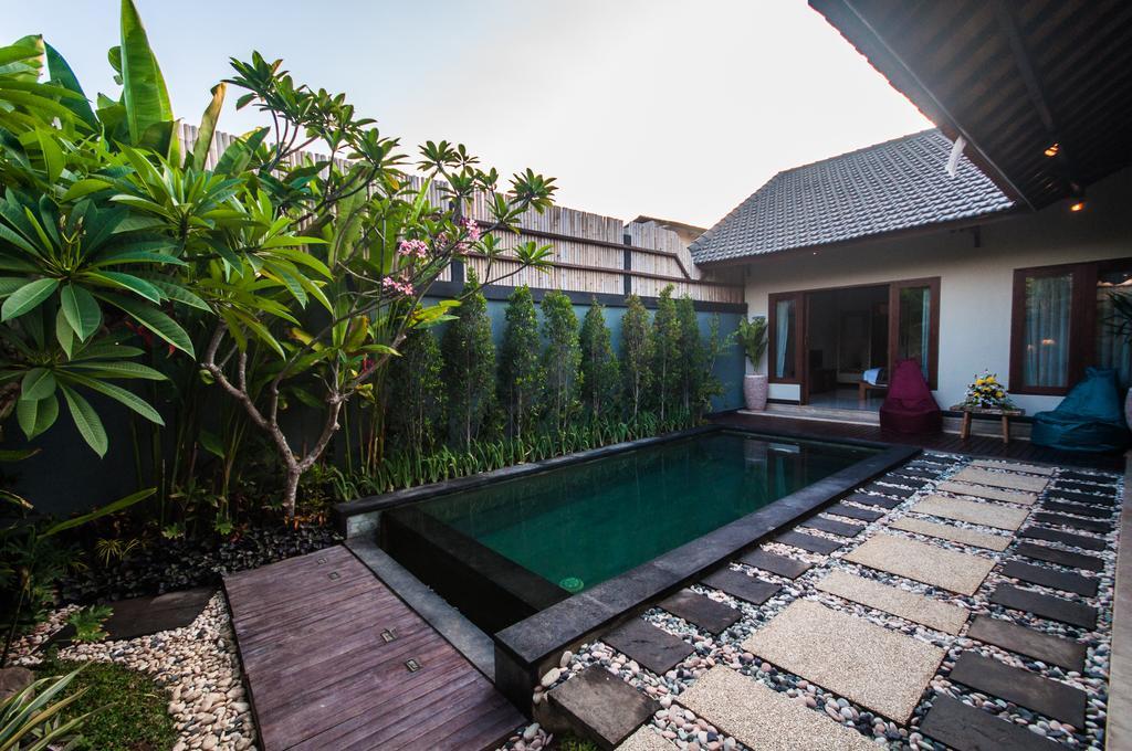 Precious - Legian Villa *