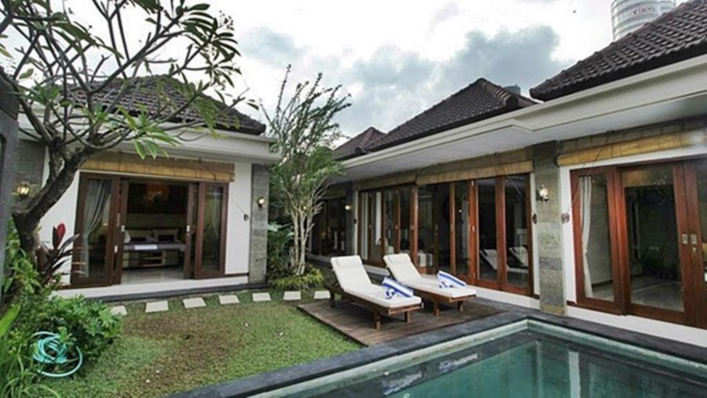 Precious - Legian Seminyak (Bali)