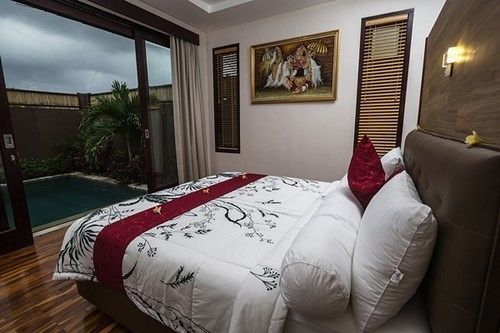 Precious - Legian Villa