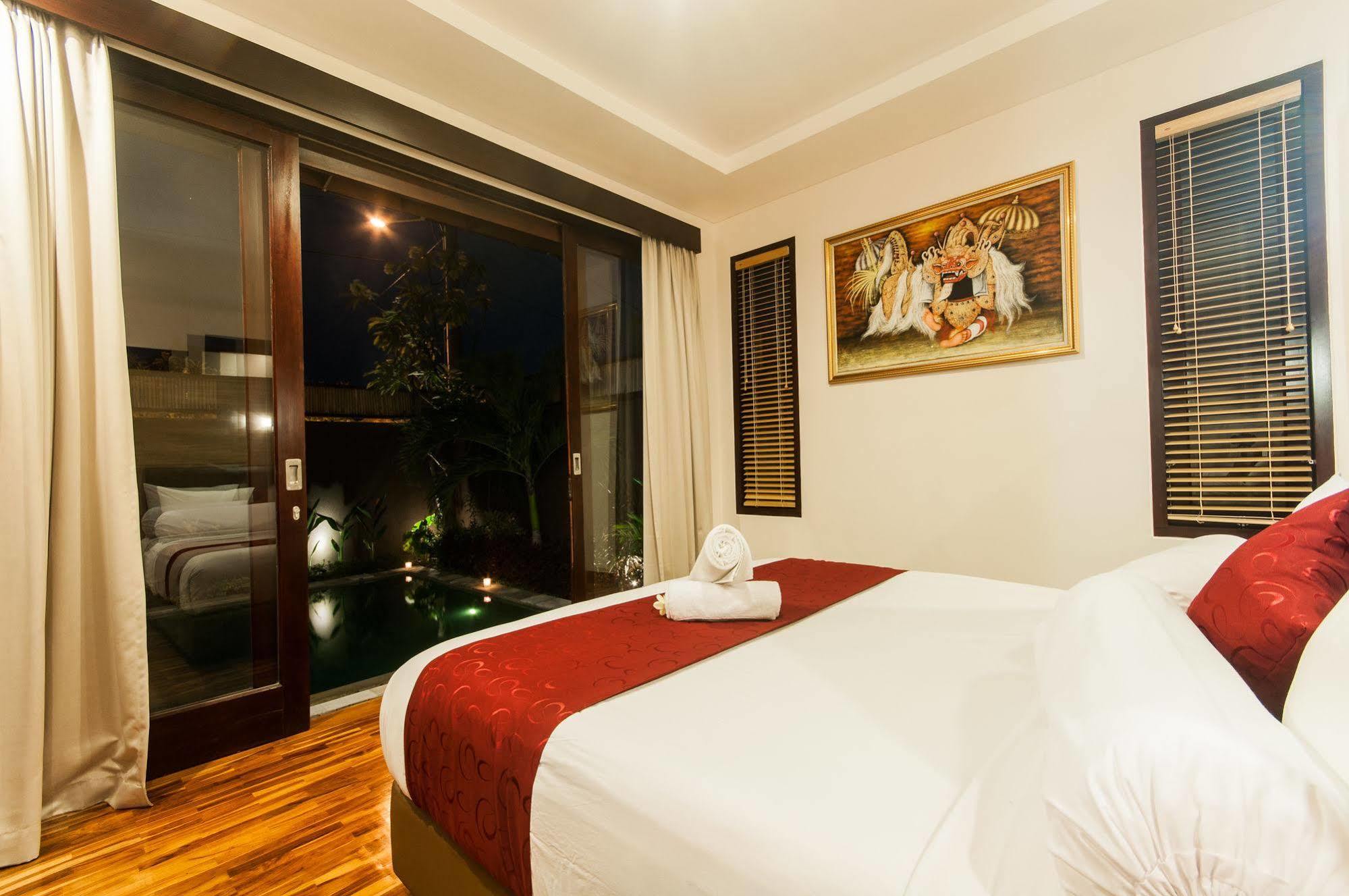 Precious - Legian Villa Seminyak (Bali)