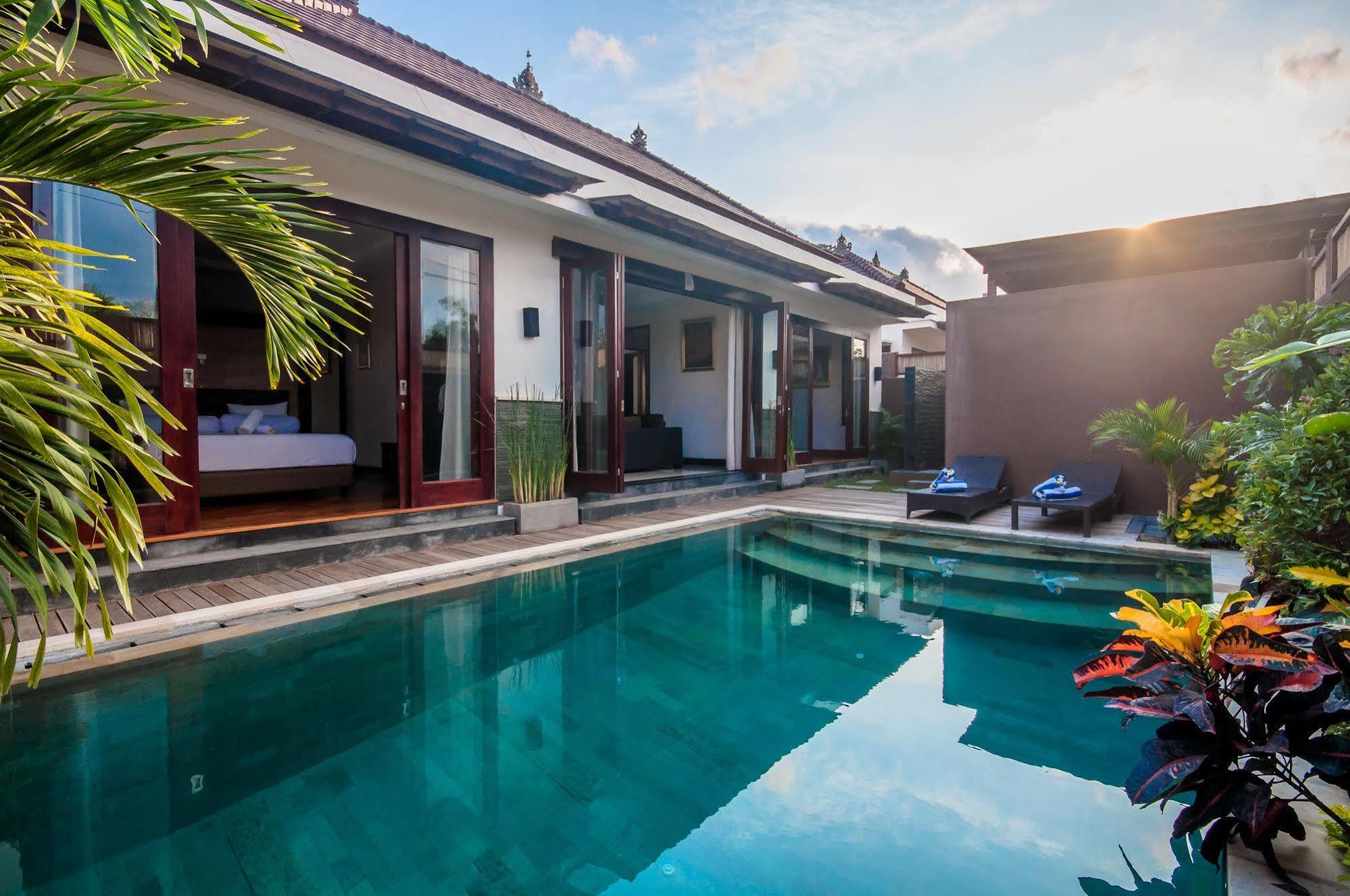 Precious - Legian