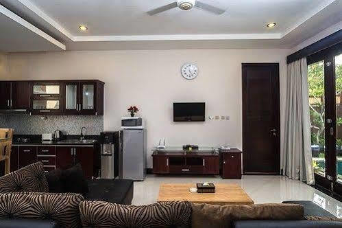 Villa Precious - Legian